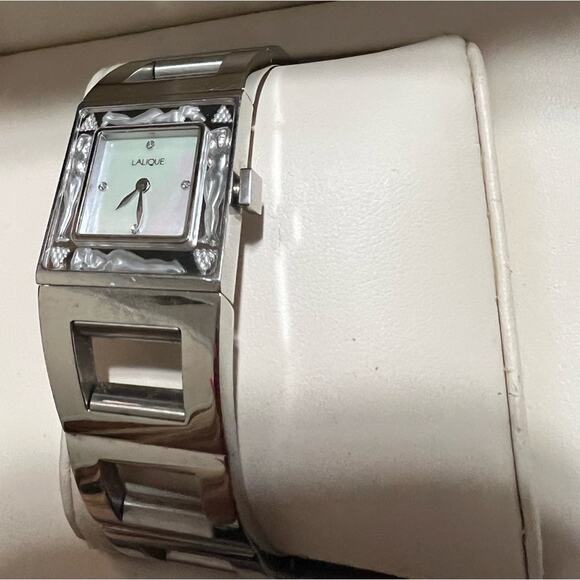 Lalique Bacchantes Stainless Watch with Pearl Face main image 8